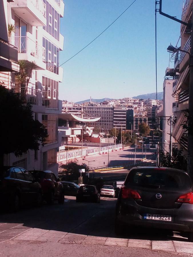 Φωτεινό Διαμέρισμα Πειραιας Piraeus Exterior photo